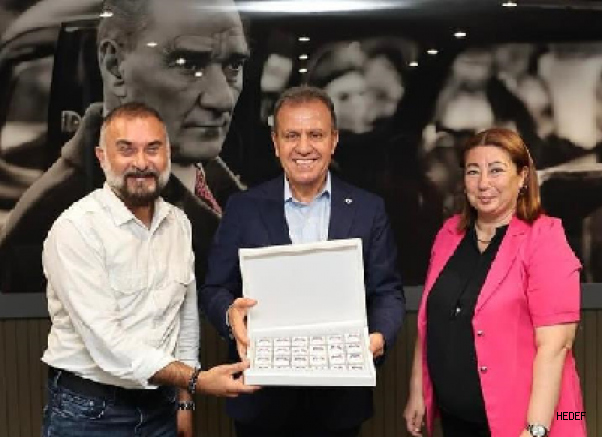 CHP Mezitli İlçe Teşkilatından Başkan Vahap Seçer’e Ziyaret ve Tebrik