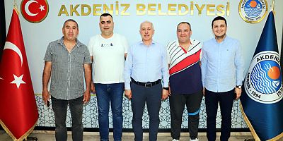 AKDENİZ BELEDİYE BAŞKANI GÜLTAK; MERSİNLİLERİ DEV EKRANDA MAÇ İZLEMEYE DAVET ETTİ