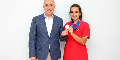 AKDENİZ BELEDİYE BAŞKANI GÜLTAK;  “MİRAY, MERSİN’İ YİNE GURURLANDIRDI”