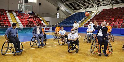 AKDENİZ BELEDİYE SPOR KULÜBÜ TEKERLEKLİ SANDALYE BASKETBOL TAKIMI 2’İNCİ LİGE ÇIKTI