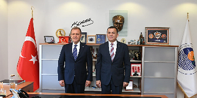 Başkan Seçer’den Başkan Abdullah Özyiğit’e hayırlı olsun ziyareti