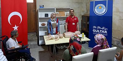 TÜRK KIZILAY MERSİN TOPLUM MERKEZİ’NDEN UZMANLAR DOĞRU İLKYARDIM TEKNİKLERİNİ ANLATTI